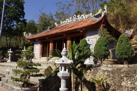 Di tích lịch sử - văn hóa Văn bia Quế Lâm Ngự Chế và đền thờ vua Lê Thái Tông