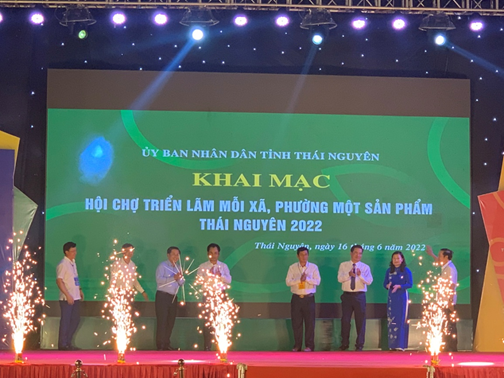Trung tâm Xúc tiến đầu tư tỉnh Sơn La tham gia gian hàng tại Hội chợ triển lãm mỗi xã, phường một sản phẩm Thái Nguyên năm 2022