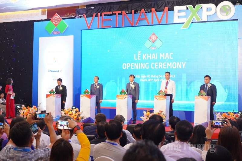 Trung tâm Xúc tiến đầu tư tỉnh Sơn La tham gia Hội chợ Thương mại Quốc tế Việt Nam lần thứ 32 (Vietnam Expo 2023)