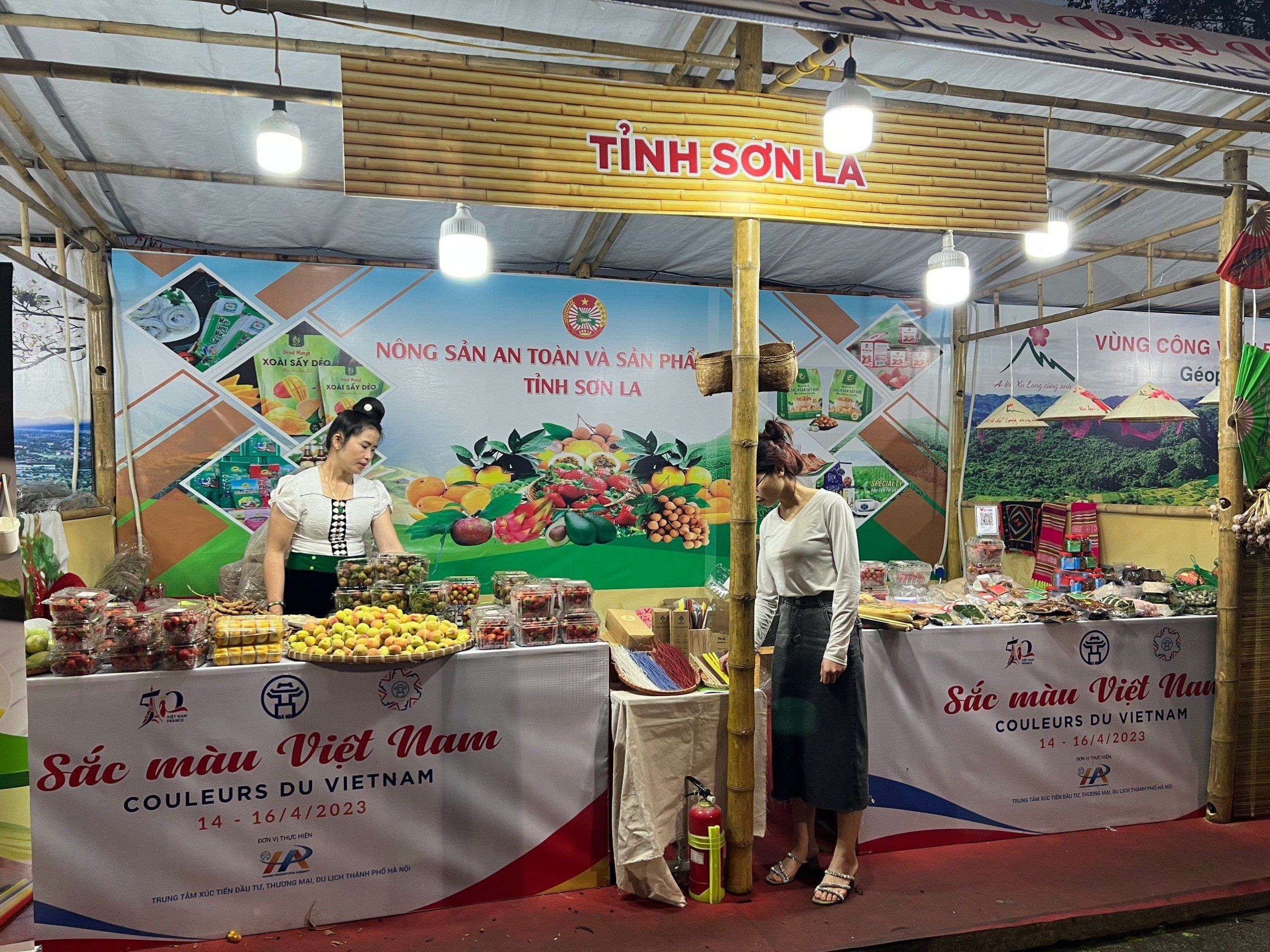 Sơn La tổ chức tham gia gian hàng tại Hội nghị hợp tác giữa các địa phương Việt Nam và Pháp lần thứ 12 tại thành phố Hà Nội